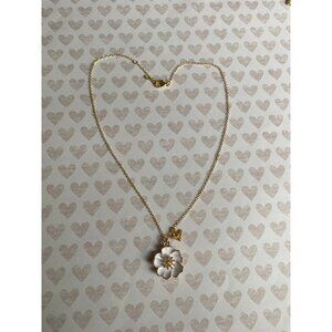 White flower necklace
